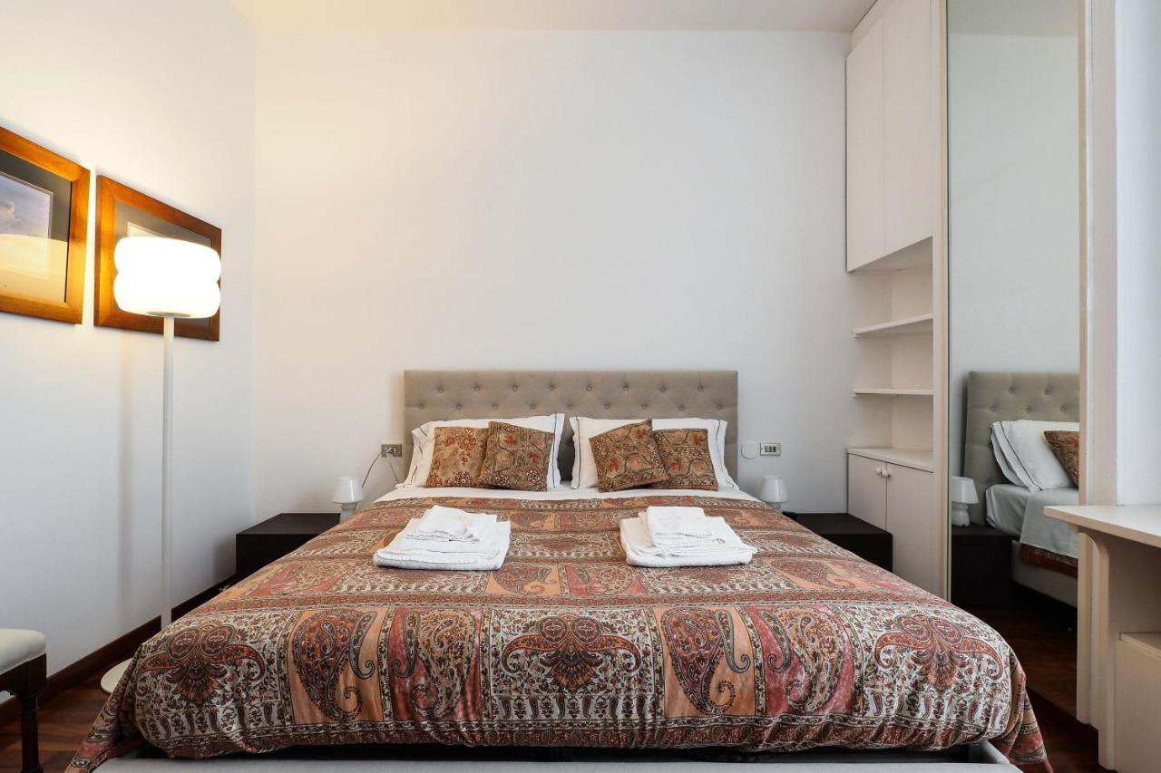 Duomo Luxury Apartment VI Milánó Kültér fotó